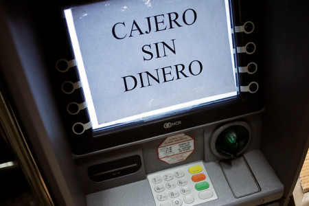 Revisa las medidas que aplicarán los bancos para evitar problemas con sus cajeros en navidad y año nuevo