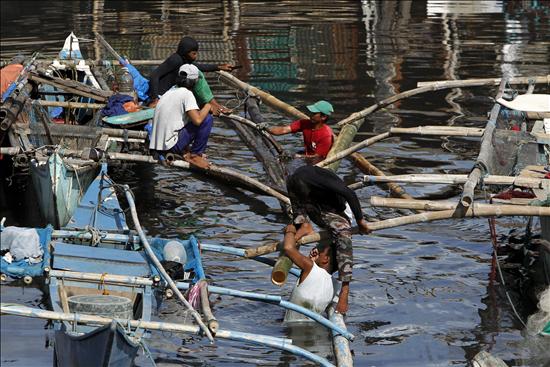 El supertifón Hagupit gana fuerza mientras se acerca a Filipinas