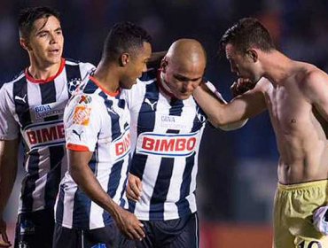 Posible adiós: Suazo termina entre lágrimas en derrota del Monterrey