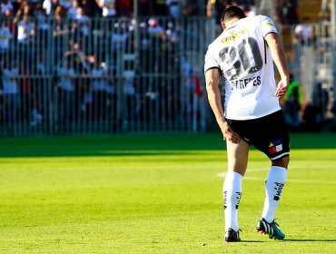 Esteban Paredes decidirá si juega o no frente a Wanderers