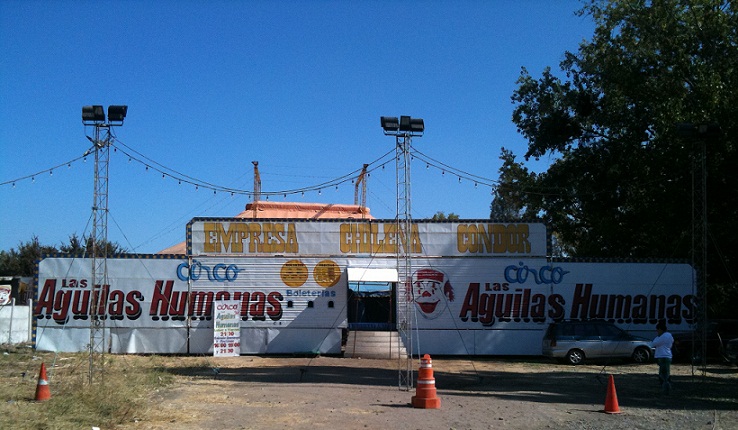 Más de 40 personas lesionadas ante desplome de graderías de Circo en Santiago