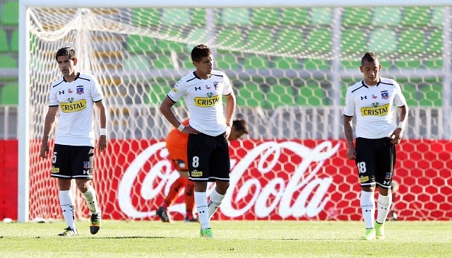 Colo Colo se fue en silencio de Valparaíso tras caer ante Wanderers