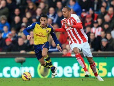 Arsenal con Alexis en cancha cae 3 a 2 ante el Stoke