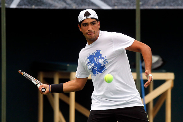 Guillermo Rivera avanzó a octavos de final en Futuro Chile 10