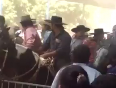 Video: Violenta estampida durante celebración de la virgen dejó a dos niños y un adulto lesionados