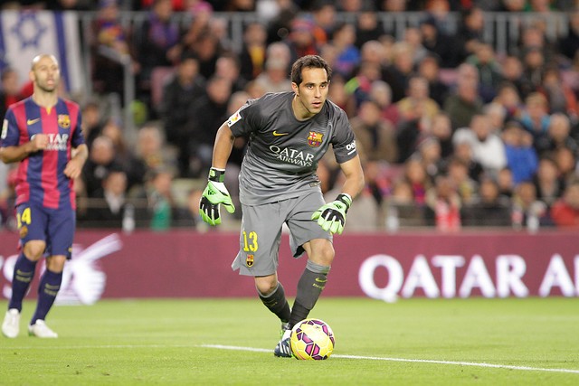 Barcelona de Bravo vence a PSG y gana Grupo F de la Champions