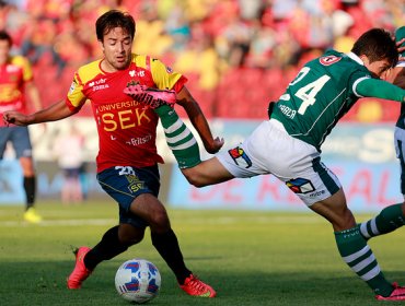 Wanderers venció 4-2 a U. Española y pone un pie en la final