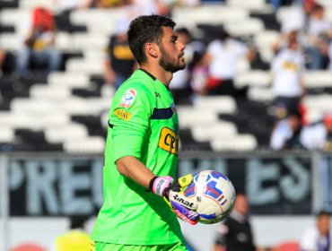 Paulo Garcés podría dejar Colo Colo para reforzar a Cobreloa