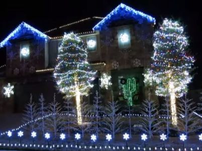 Video: Impresionantes decoraciones de casas con motivo de la navidad se toman la web