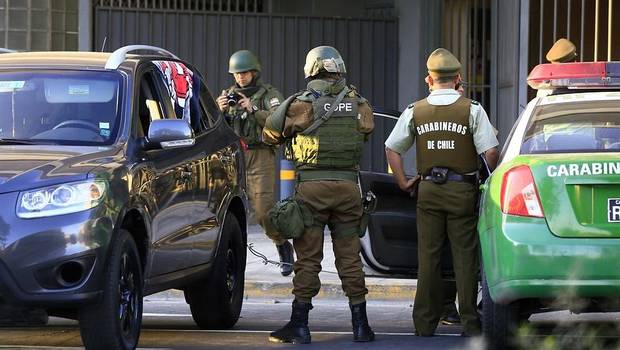 Asalto en el Mall Alto Las Condes termina en balacera con dos lesionados