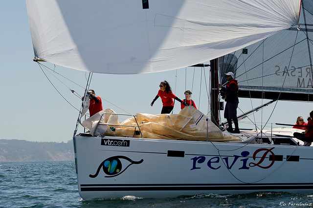 Vela: 'Sirtecom' se quedó con la Regata Nocturna del Nacional Oceánico