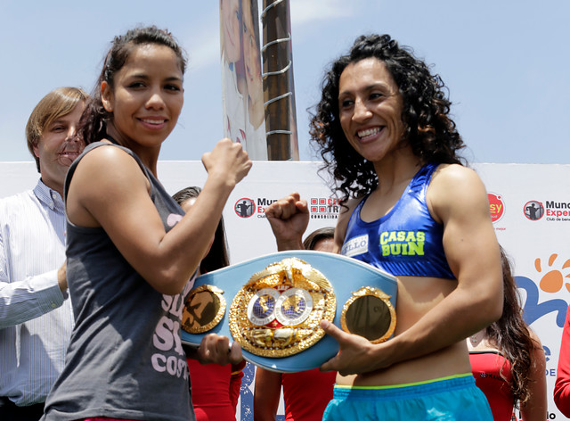 Carolina “Crespa” Rodríguez revalida su título mundial con gran triunfo