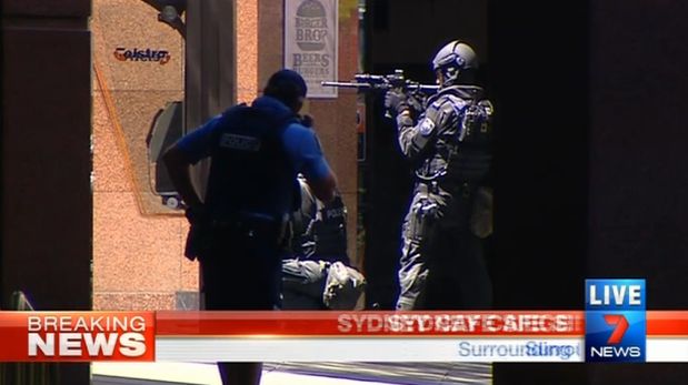 Al menos 20 rehenes están secuestrados en un café de Sydney