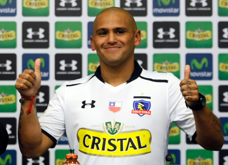 Humberto Suazo: “Quiero agradecerle a Colo Colo la posibilidad de volver a vestir esta camiseta”