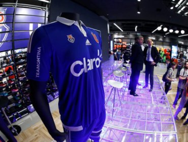 Nueva camiseta de Universidad de Chile fue la más vendida del mundo