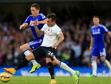 QPR de Isla y Vargas en zona roja al perder ante Everton