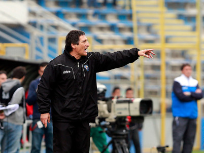 Dos jugadores de Huachipato llegarían con Mario Salas a Universidad Católica