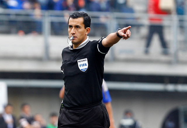 Real Madrid goleó a Cruz Azul con tranquilo arbitraje de Enrique Osses