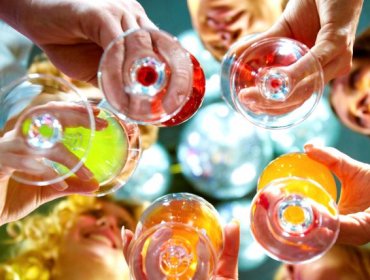 Sorprende a tus invitados con cocteles navideños