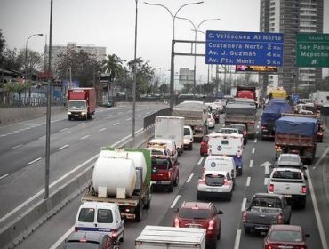 Autopistas de Santiago anuncian un reajuste de un 9% en sus tarifas