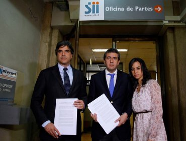 Presentan denuncia para investigar supuestas facturas falsas en campaña de Bachelet