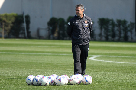 Video: DT de la selección peruana fue despedido en una conferencia de prensa