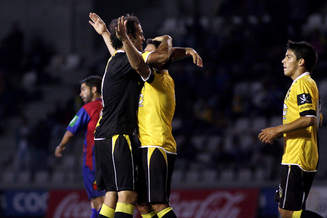 Primera B: Coquimbo corta mala racha y venció a Iberia