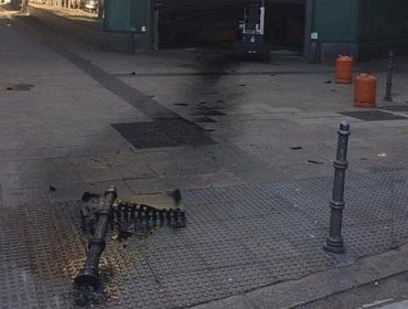 El coche bomba empotrado en la sede del PP llevaba sacos con abono industrial