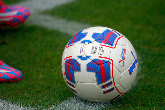 Fútbol: Cuatro clubes son sancionados por sobrepasar gastos en sueldos