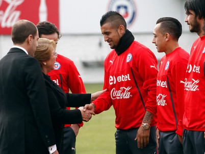 Prácticamente confirmada la asistencia de la Presidenta Bachelet al matrimonio de Arturo Vidal