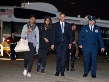 Obama viaja a Hawai de vacaciones con su familia para pasar la Navidad