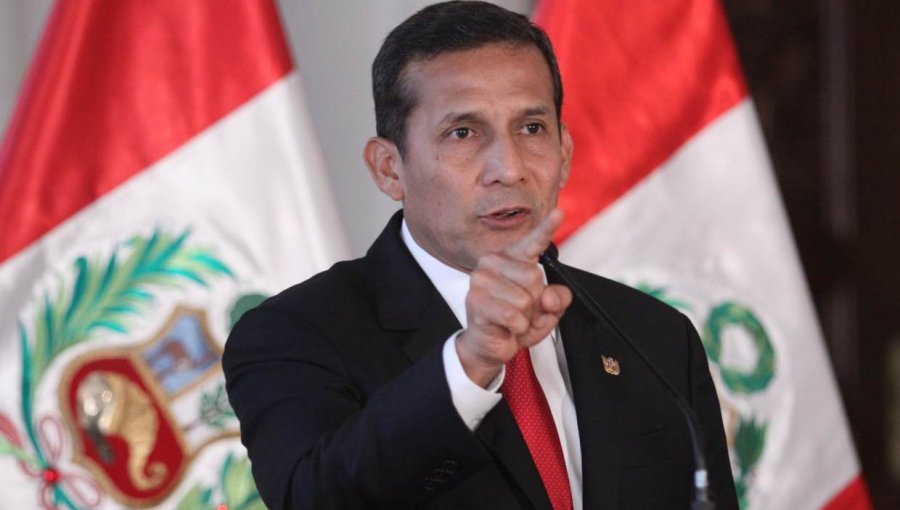 Perú: Humala afronta complejo escenario político mientras economía pierde impulso