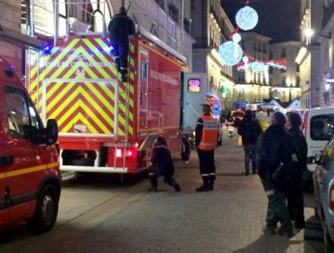 Una decena de heridos en Nantes tras ser arrollados en un mercado de Navidad