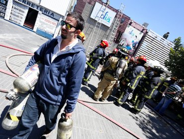 Voraz incendio afecta a restaurante en Vitacura