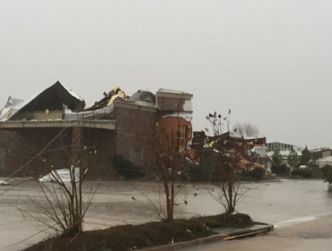 Al menos cuatro muertos y varios heridos por un tornado en Misisipi, EE.UU.