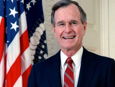 George Bush padre hospitalizado por problemas respiratorios