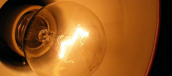 Casi 4 millones de chilenos sufrirán aumentos de precios en la cuenta de luz