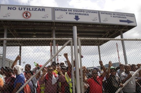 Huelga de trabajadores afecta obras de ampliación de Canal de Panamá