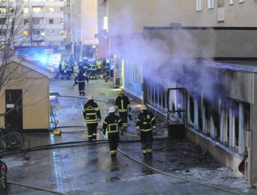 Cinco heridos en un atentado incendiario contra una mezquita en Suecia