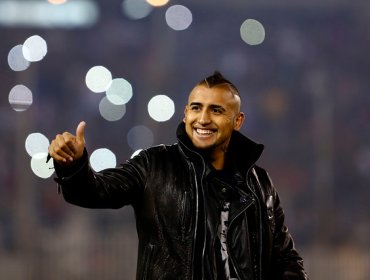 Arturo Vidal entrenó con Colo Colo en la previa de su matrimonio