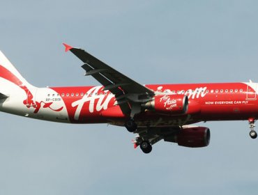 Cronología del avión de AirAsia desaparecido en Indonesia con 162 personas