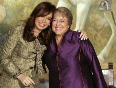 Michelle Bachelet suspende viaje al Vaticano