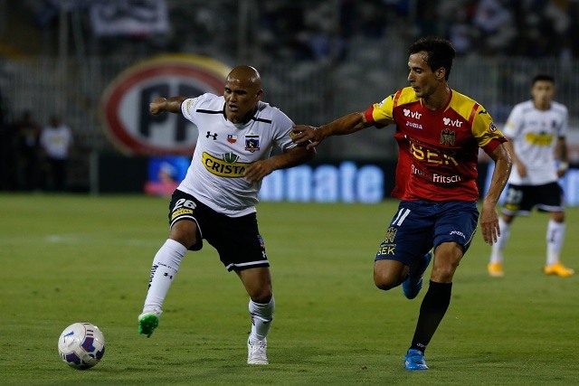 Colo Colo venció a U. Española en presentación en cancha de Suazo y Figueroa