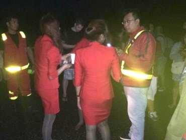 Nuevo incidente de un avión de AirAsia: se salió de la pista con 153 personas a bordo