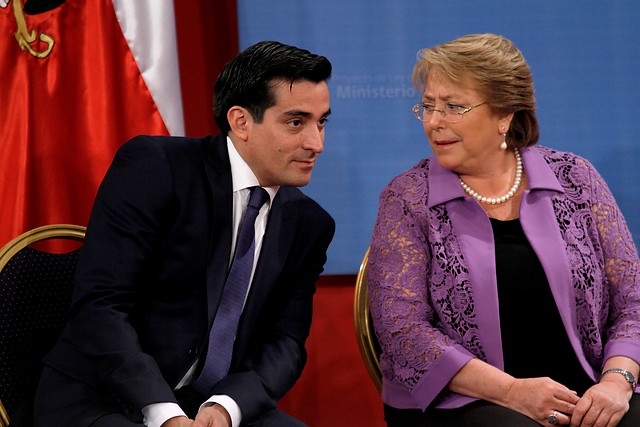 Análisis: Presidenta Bachelet concluye 2014 con una inesperada crisis de gabinete