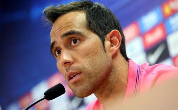 Claudio Bravo se mostró abierto a llamado de nacionalizados a la 'Roja'