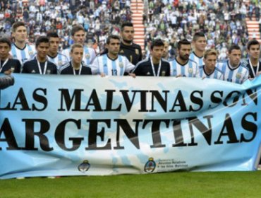 A partir de este viernes todos los vehículos de transporte público trasandinos llevaran el mensaje “Las Islas Malvinas son argentinas”