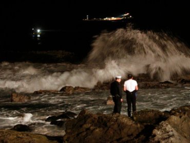 La Armada y Carabineros continúan la búsqueda de menor desaparecido en Mehuín