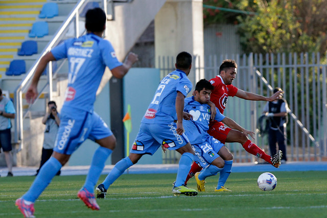 O'Higgins venció a La Calera sin público en inicio del Clausura 2014-2015