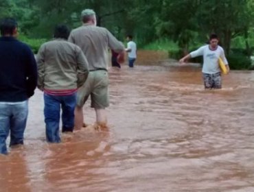 Una niña desaparecida y 4 muertos deja temporal en el norte de Argentina